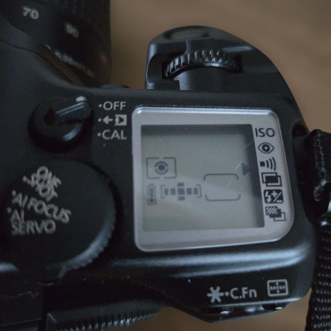 Canon EOS7 フィルムカメラ 一眼レフ キャノン　レンズつき