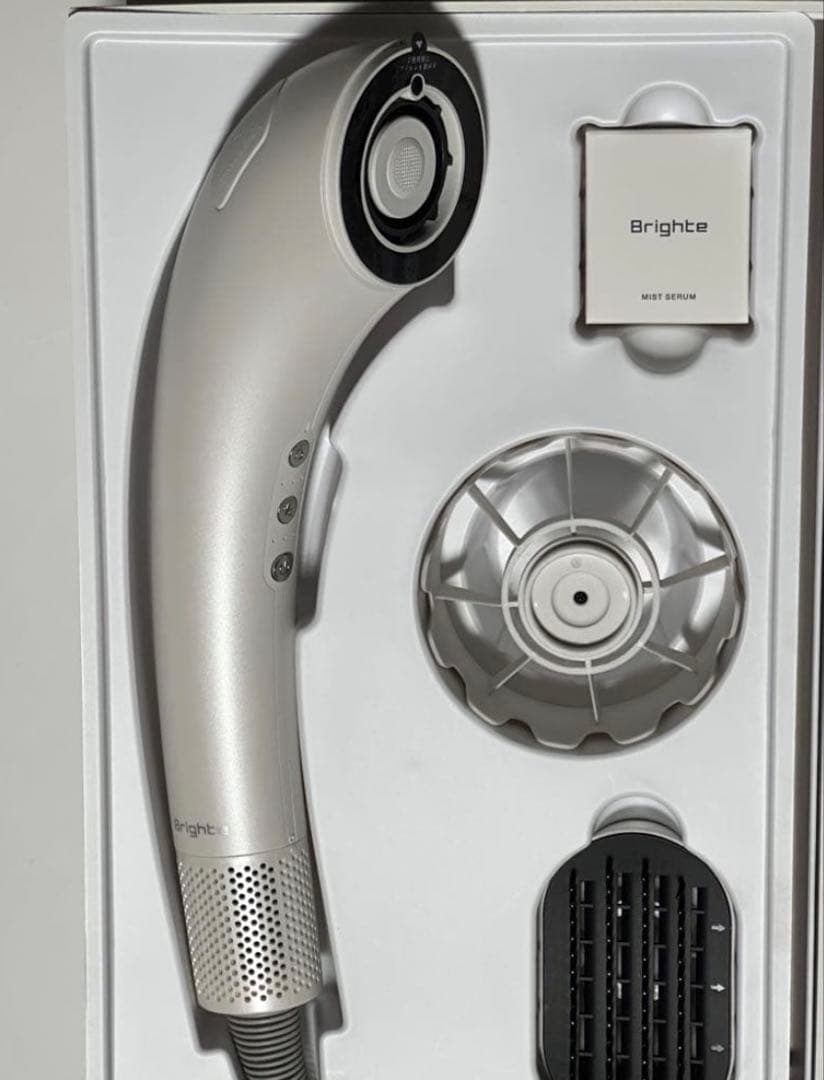 Brighte ヘアドライヤー シルバー
