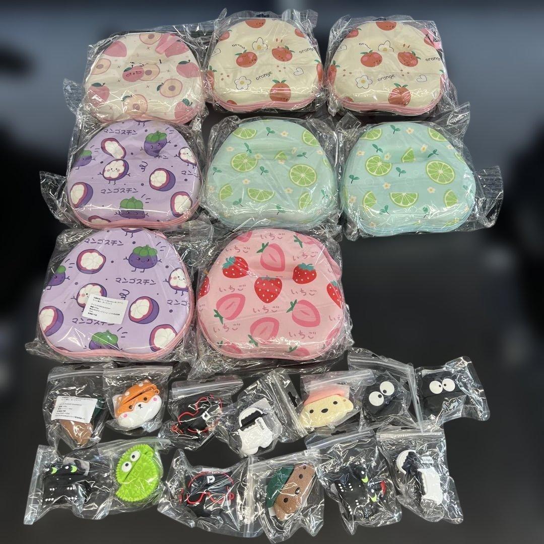 イヤホンケース未使用品　フルーツデザイン、キャラクターまとめ