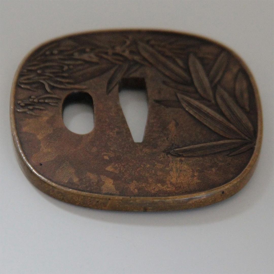 伊勢海老 鐔　刀鍔 日本刀 装具 刀装飾 つば 武具 ツバ