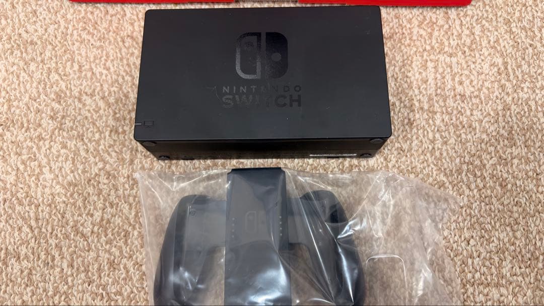 Nintendo Switch 新モデル　本体 ピンクｘパープル