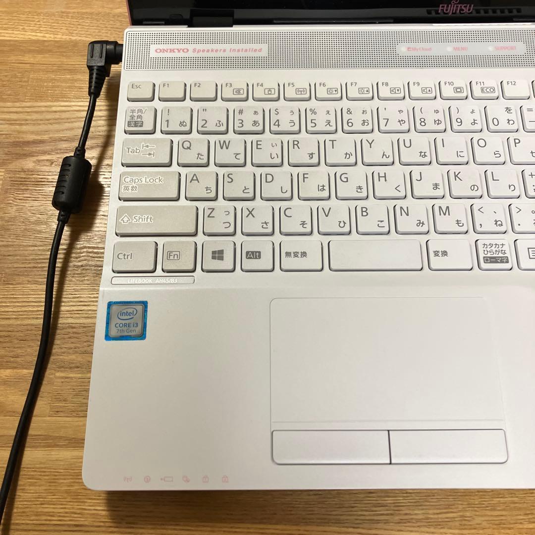 希少　美品　富士通LIFE BOOK サクラピンク　SSD500GB