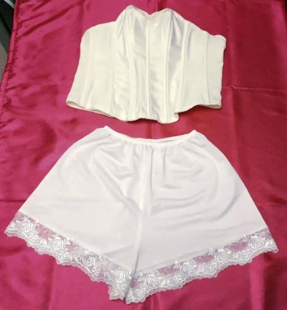 最終値下げ！ブライダルインナー☆ラグジュアリービスチェ＆ペチコート 日本製