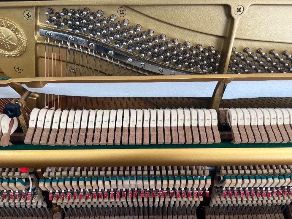 ★74730【アップライトピアノ】YAMAHA 　WX106W