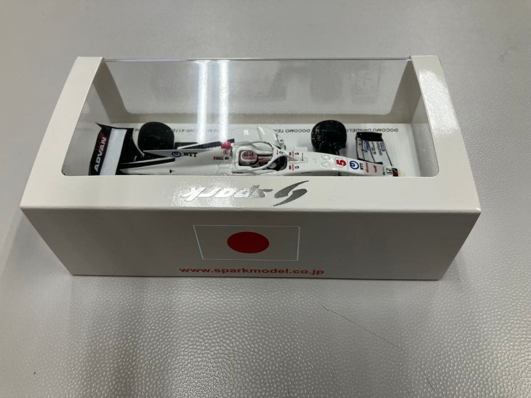 スパーク　1/43 スーパーフォーミュラ 2023 ドコモ　牧野任佑選手
