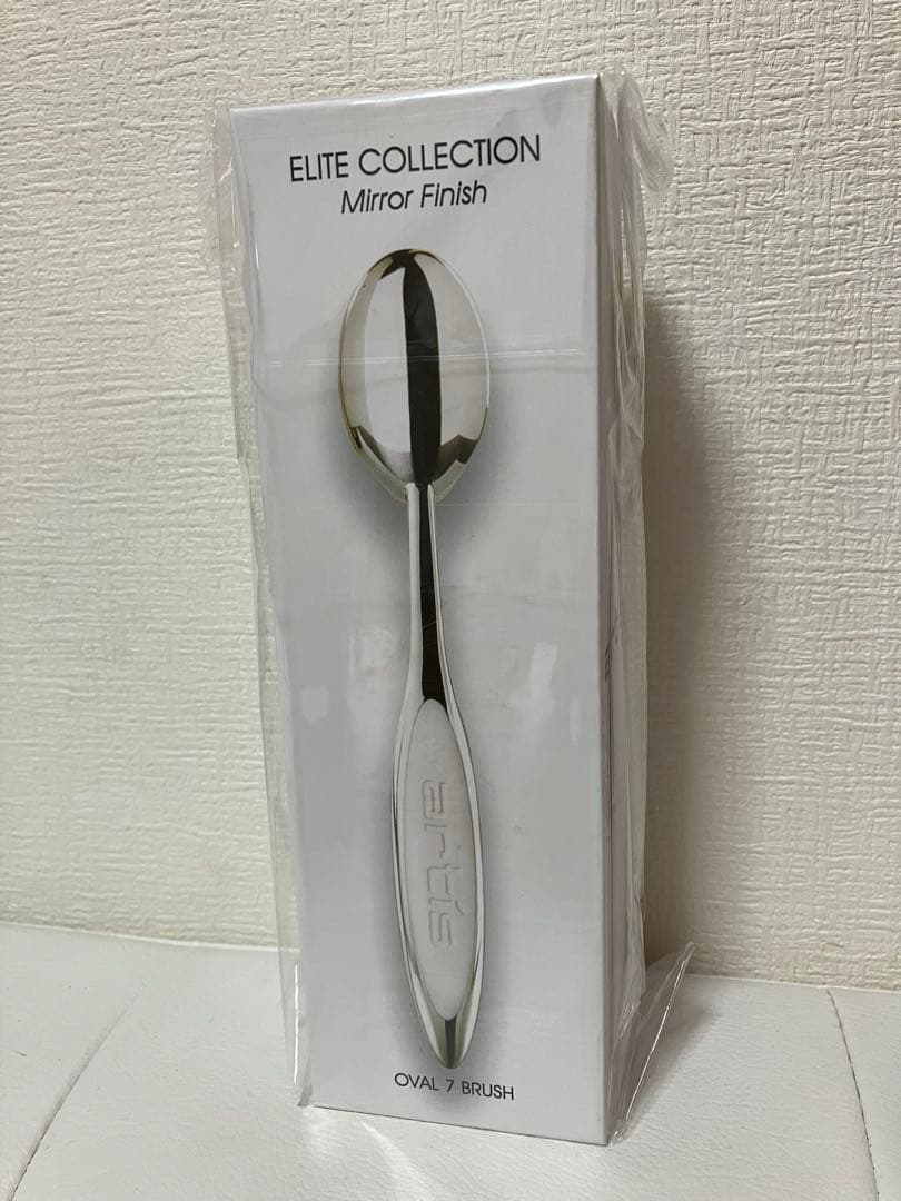 新品　匿名配送　アーティス　メイクアップブラシ　オーバル7
