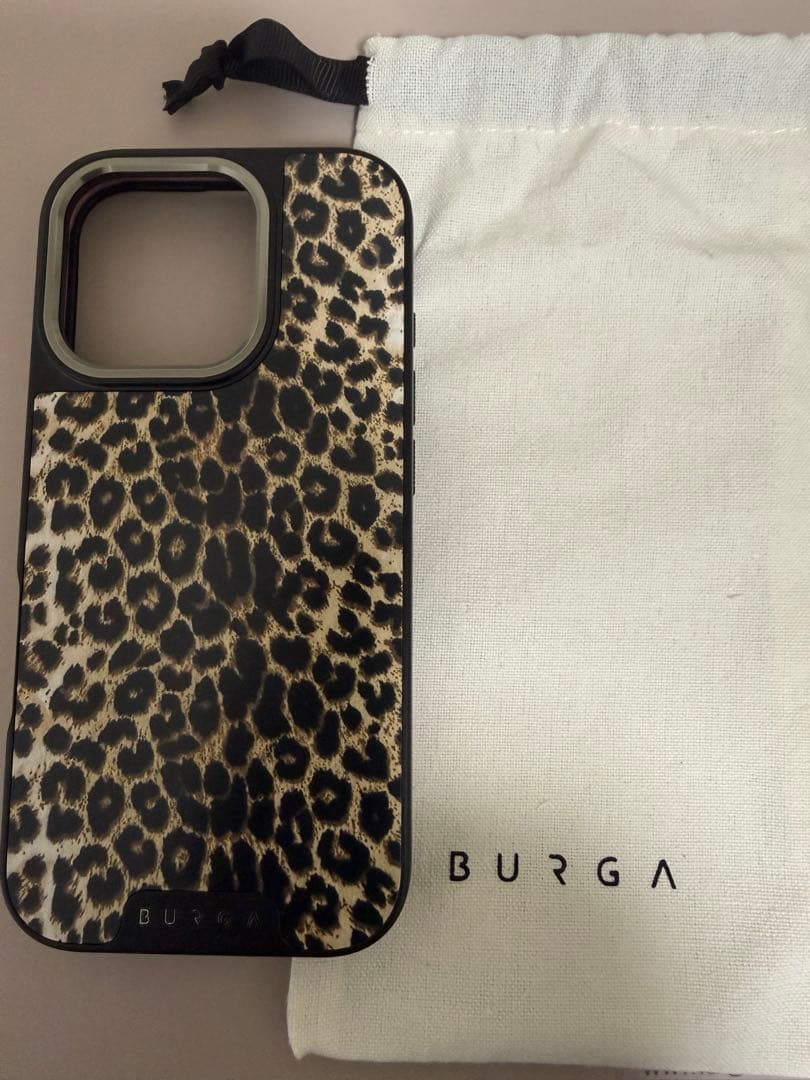 BURGA MagSafe ヒョウ柄ケースiPhone16Pro