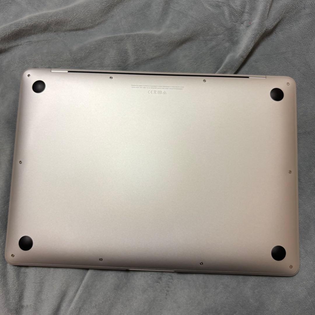 【美品】MacBook Air（M1, 2020） 8GB バッテリー100%