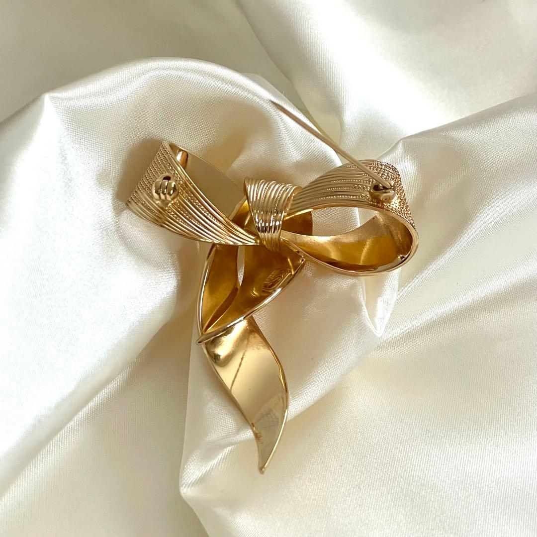 Christian Dior ブローチ　リボン　ゴールド　大ぶり　ビンテージ