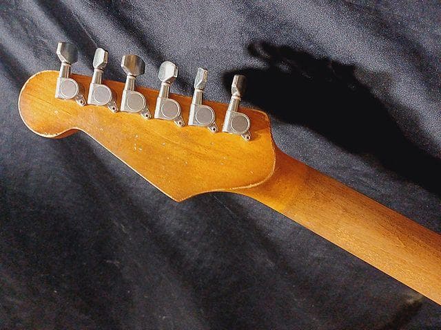 ★☆OlympicWhite Relic MultilayerStrato☆★