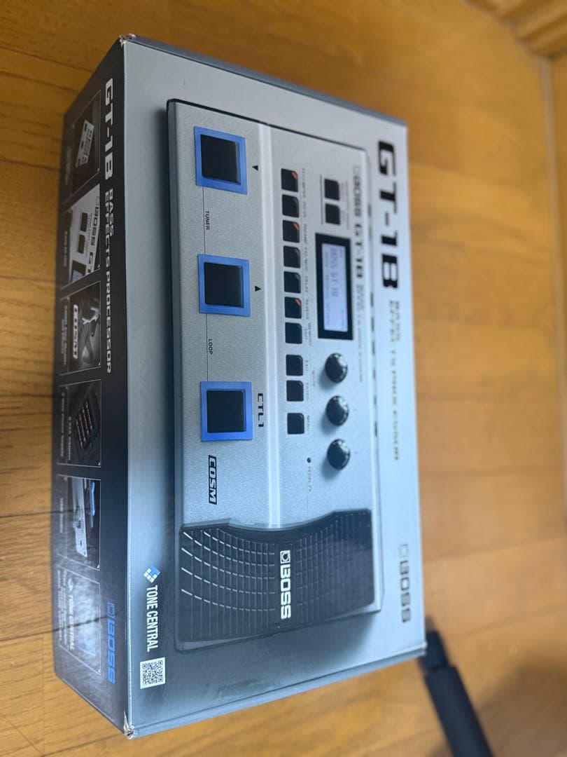 BOSS GT-1B ベースエフェクター等周辺機器