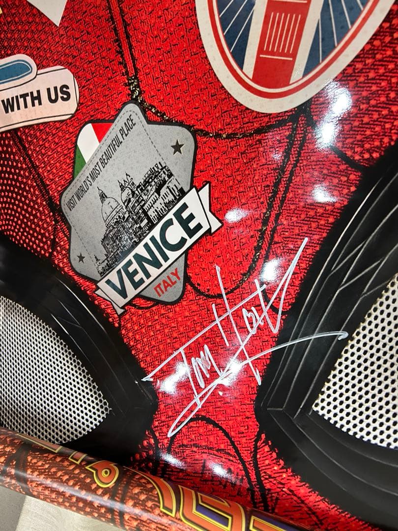 Tom Holland サイン入り B1ポスター