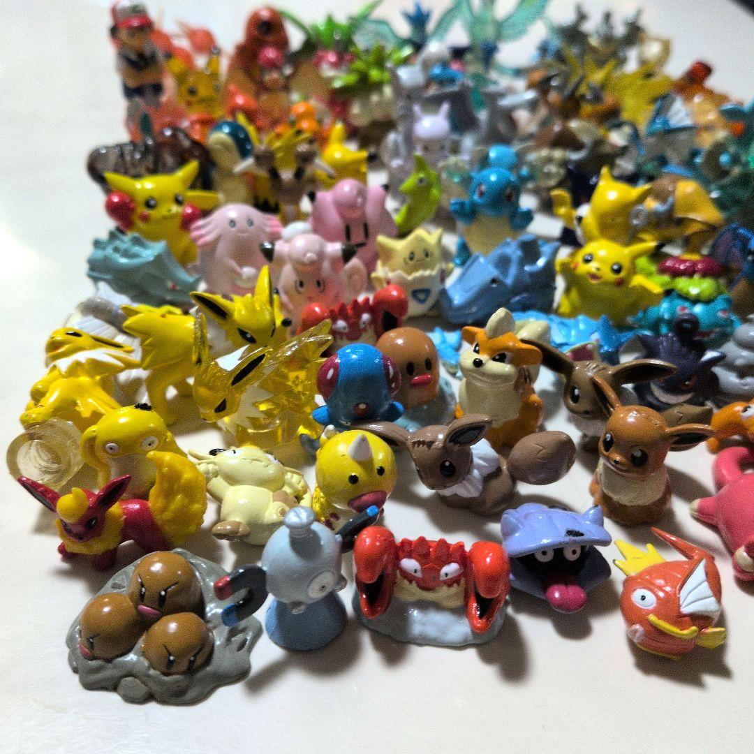 ポケモン 旧バージョンミニフィギュア 80個