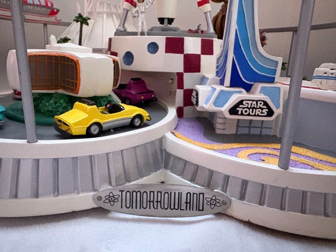 【マックス】ディズニー トゥモローランド ビッグフィギュア 限定150レア