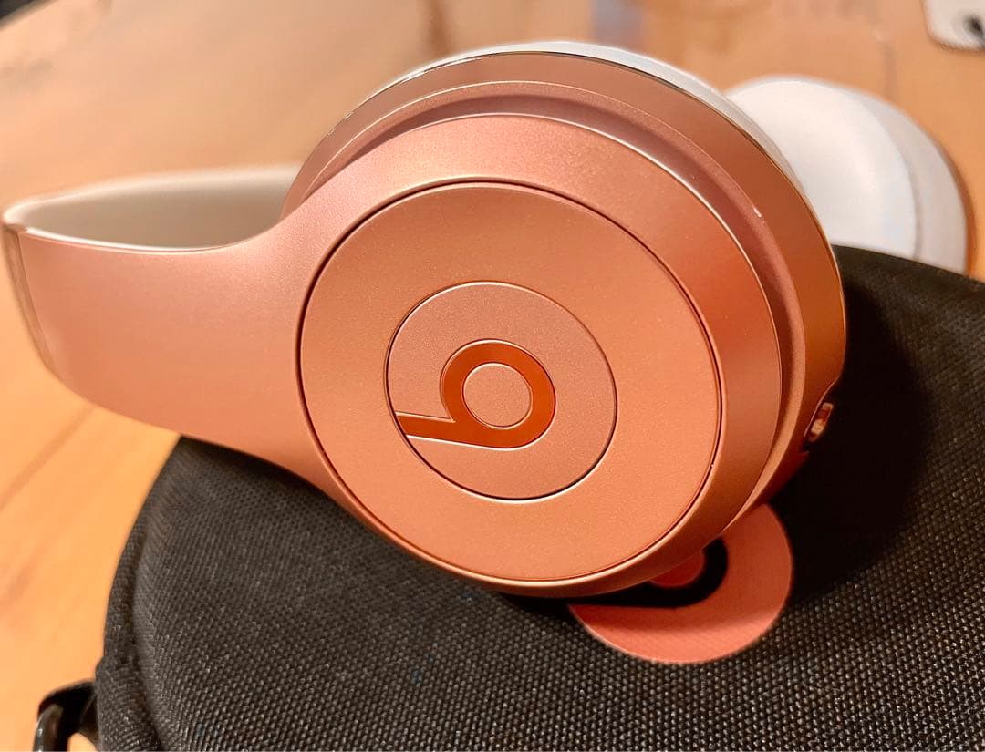【セール中！】beats solo 3ワイヤレス ヘッドホン　ローズゴールド