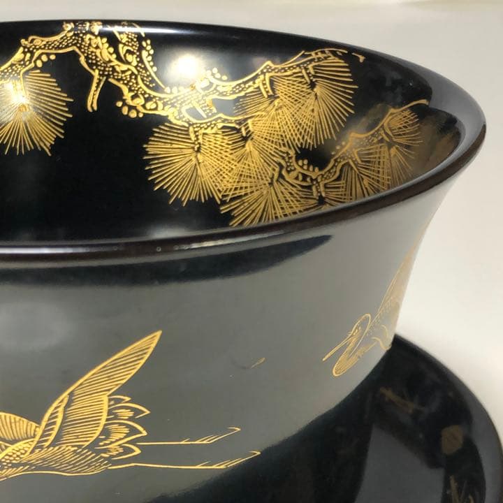 木製漆器沈金松双鶴皿付き盃洗