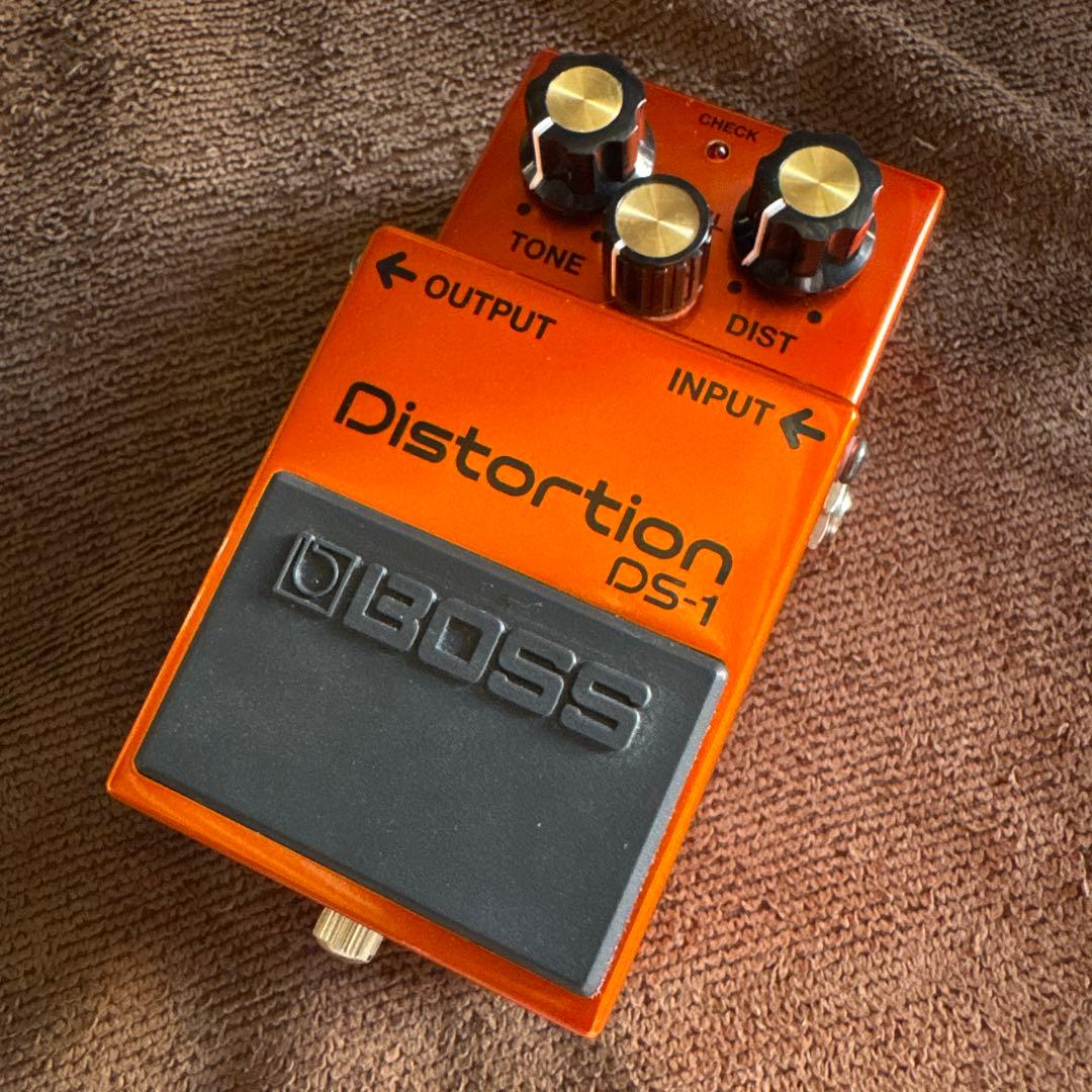 美品 正常動作品 BOSS DS-1 50TH YEAR ANNIVERSARY