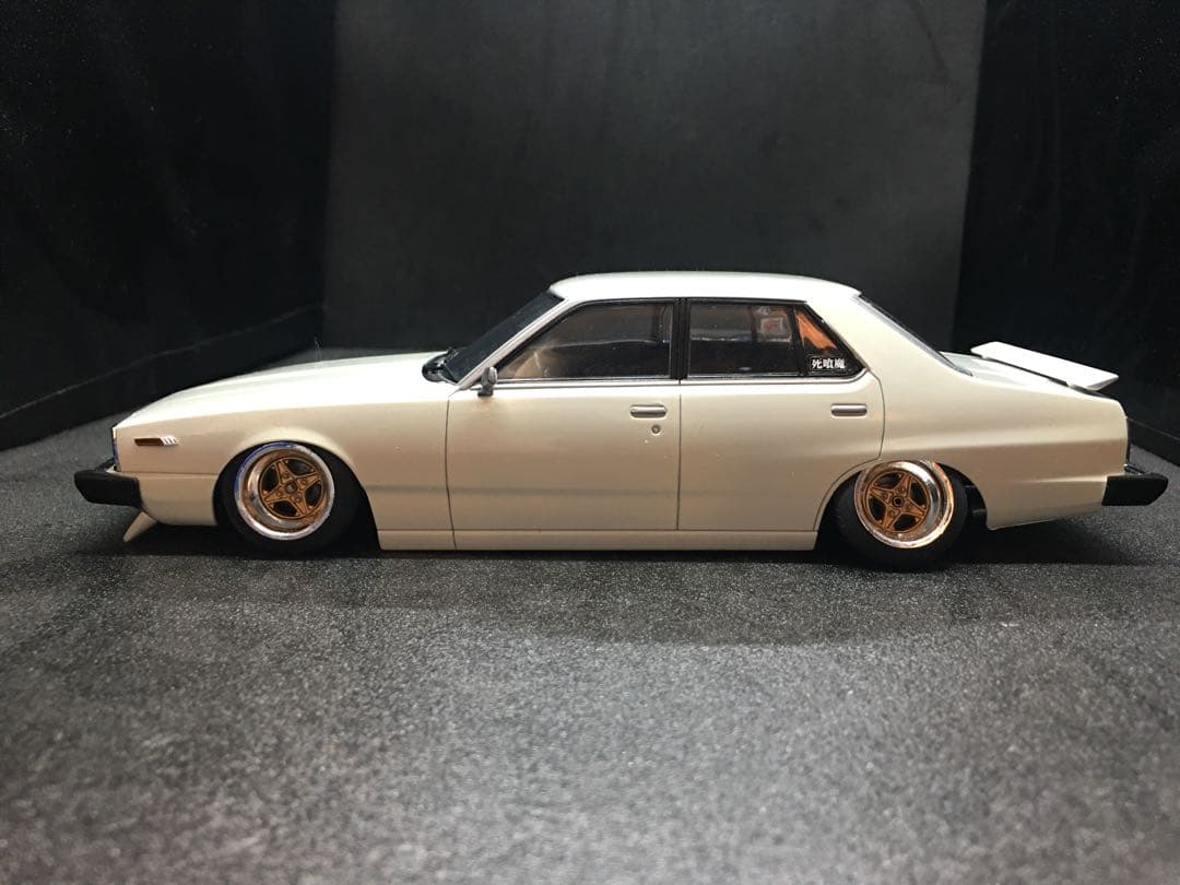 旧車プラモデル完成品1／２４フジミスカイラインジャパン