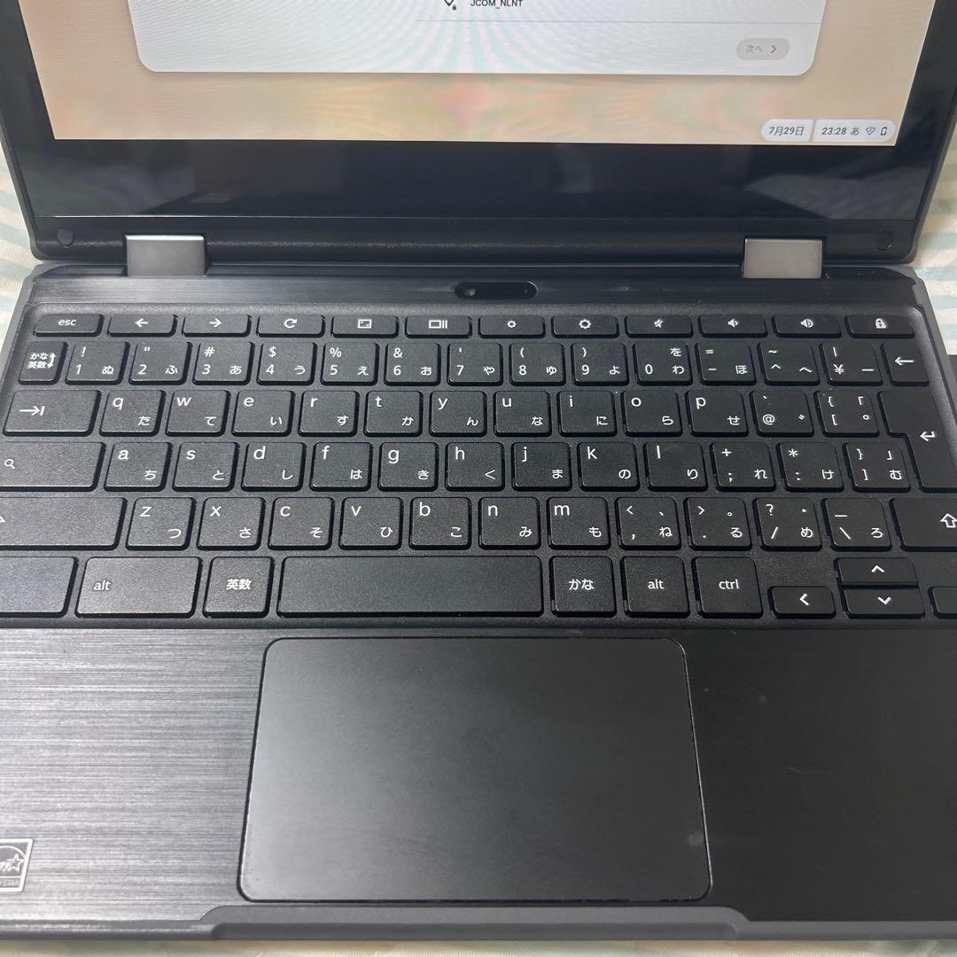 Chromebook本体 Lenovo 300e Chromebook