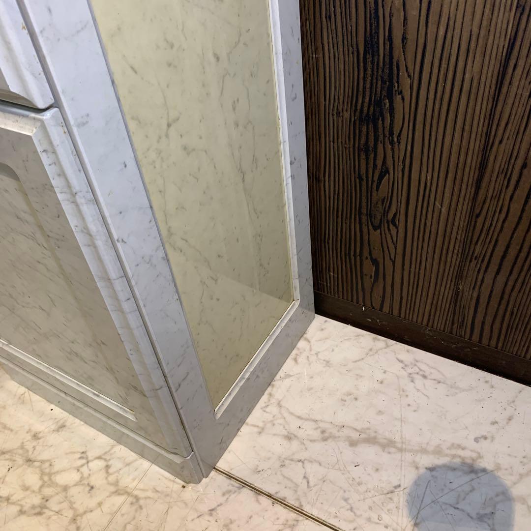 カリモク　電話台　大理石風