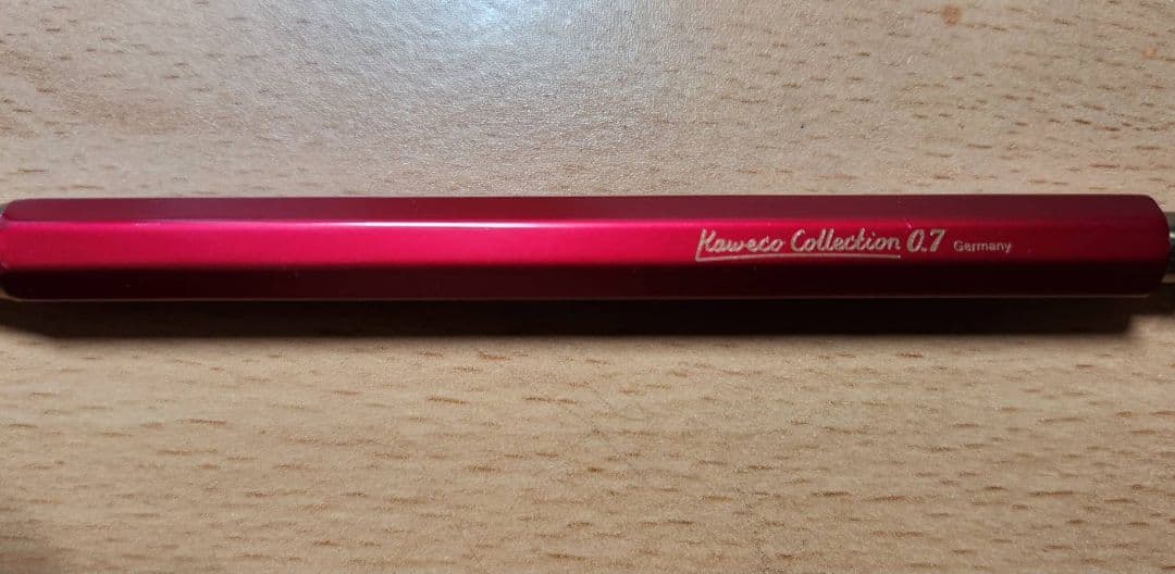 カヴェコスペシャル レッド シャープペン 0.7mm（クリップ付き）