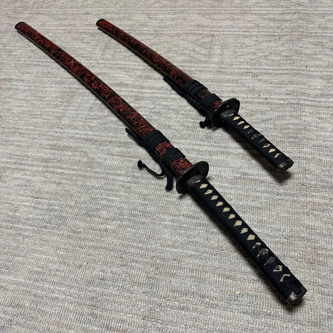 模造刀 赤黒鞘 二本セット