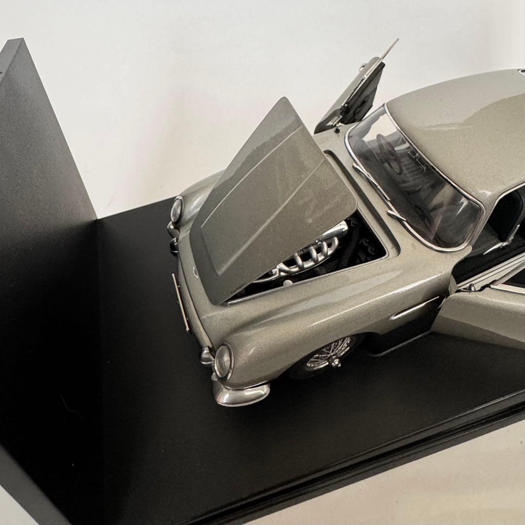 【希少】AUTOart アストンマーチンDB5 ジェームス・ボンド・コレクション