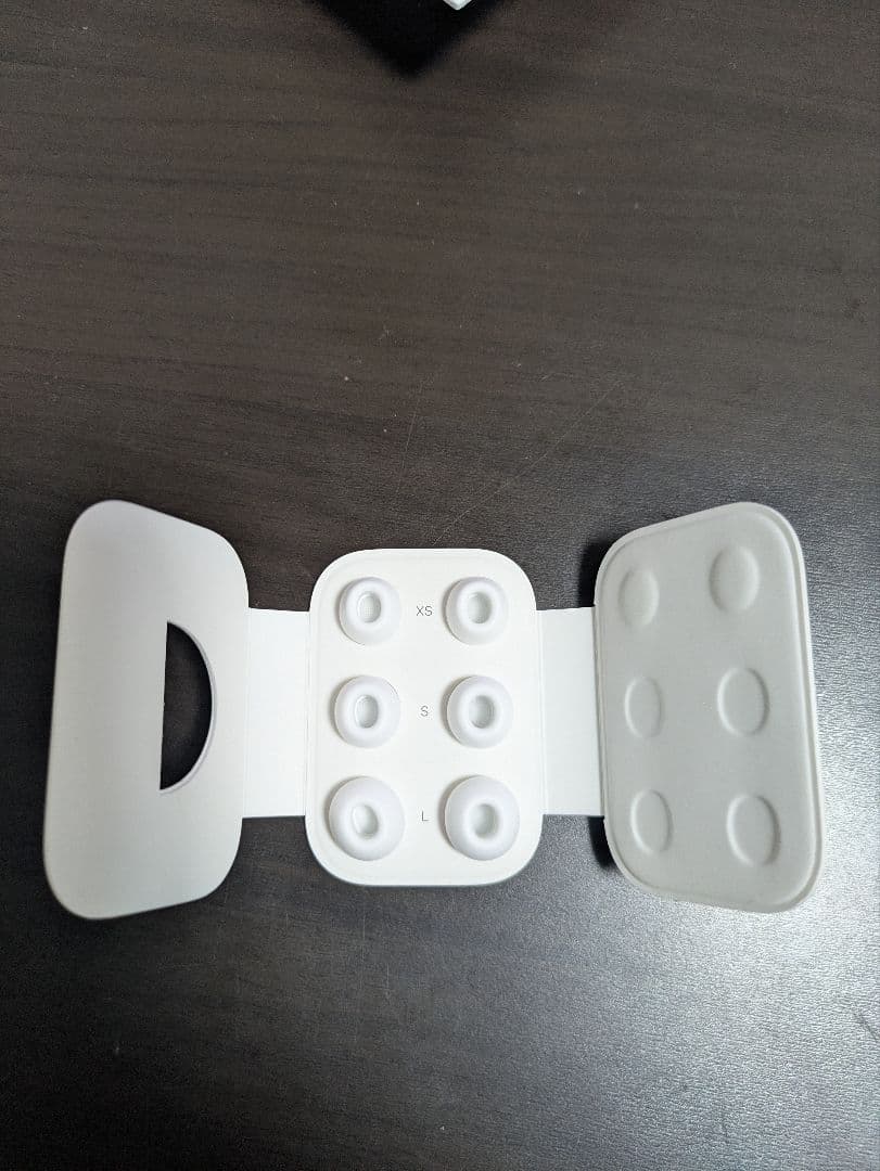 サッカー　AirPods Pro 第2世代 USB-C