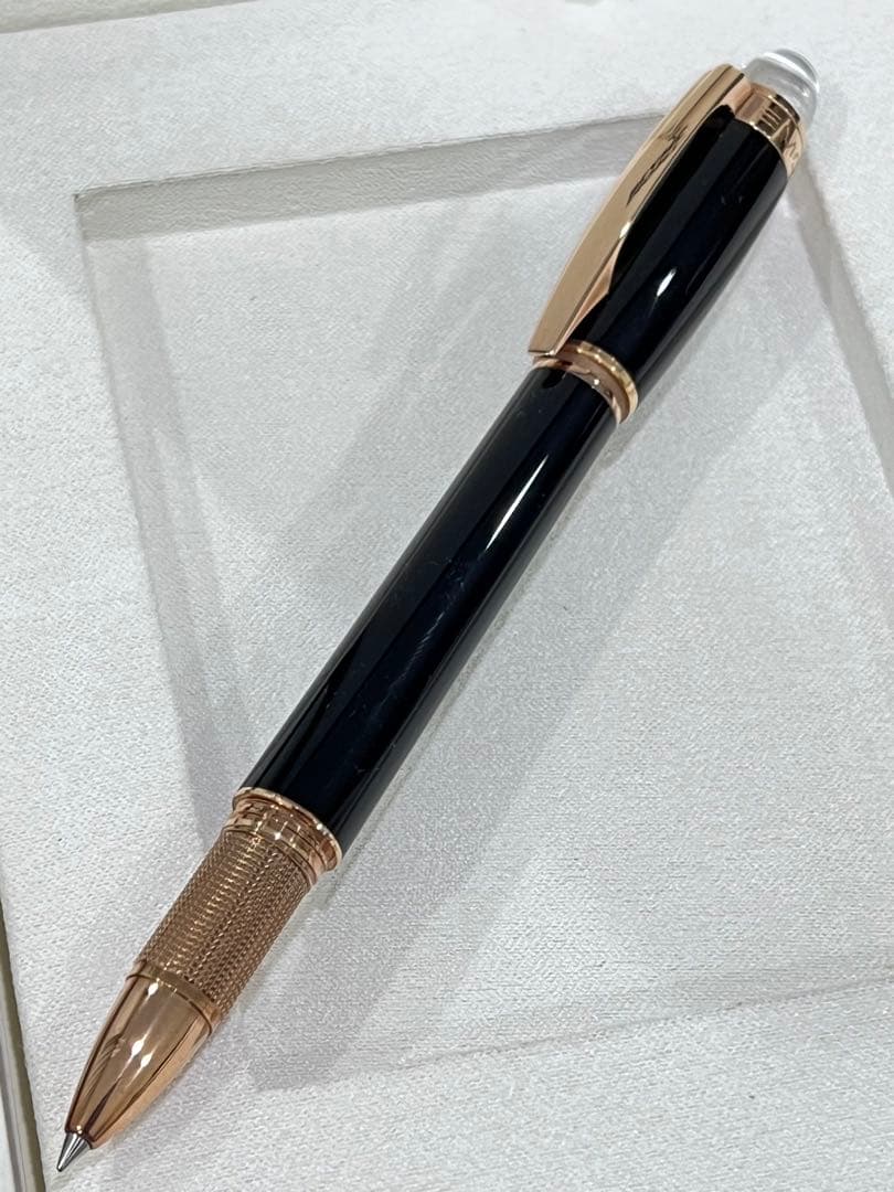 ブラックフライデーセール中！！【新品極美品】モンブラン　ボールペン　カードケース