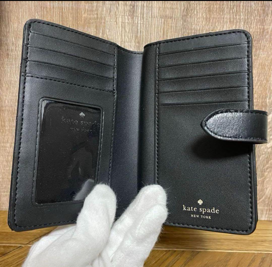 新品✨Kate spade キルティング財布 2つ折り　ブラック　人気カラー