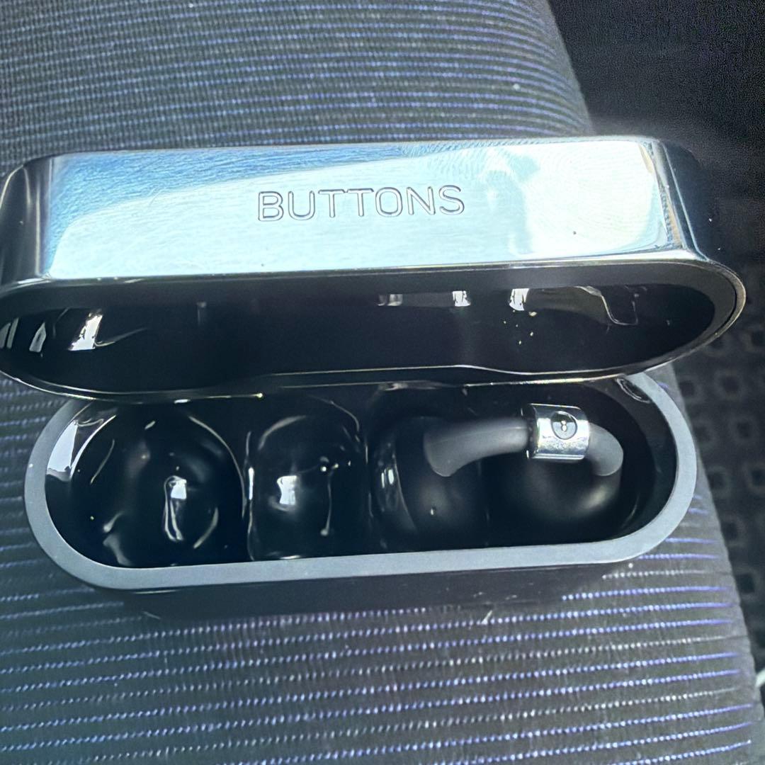 片耳紛失　BUTTONS CLIP ワイヤレスイヤホン ブラック