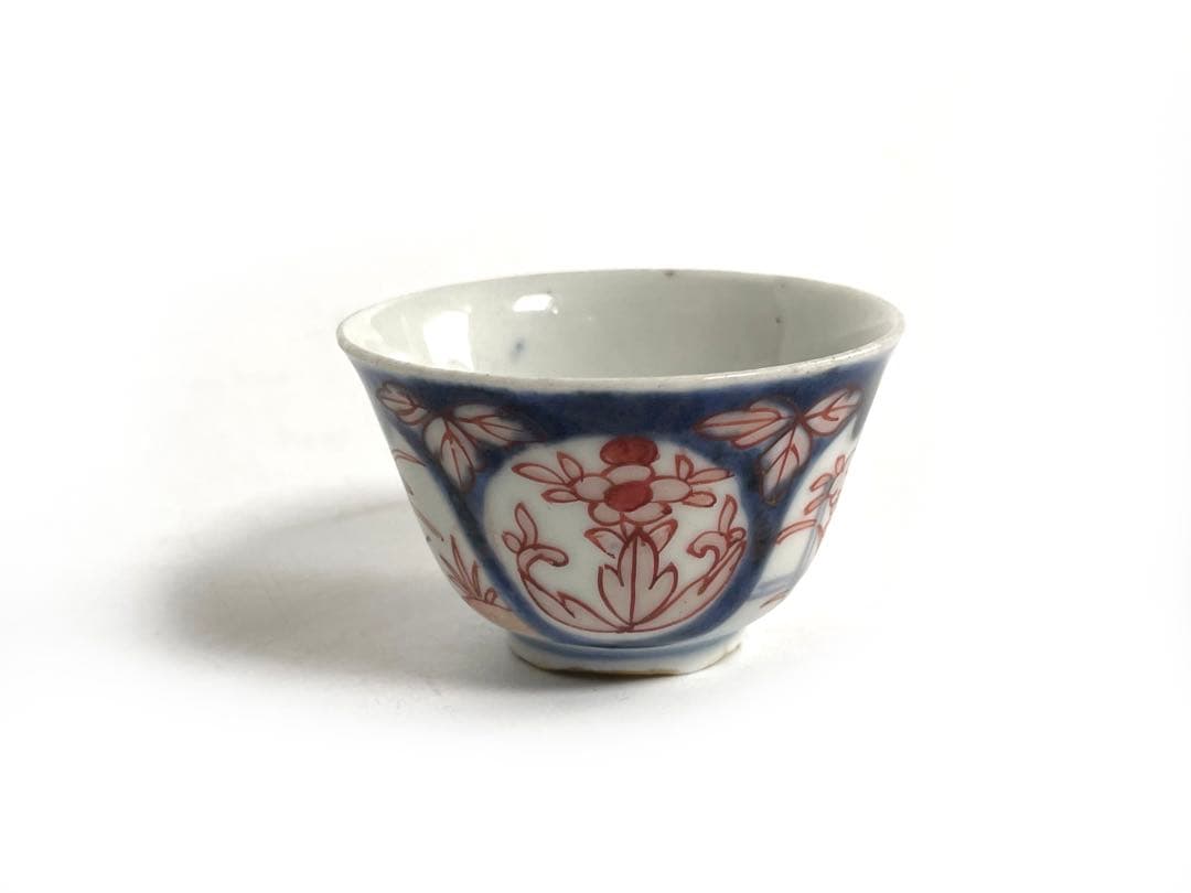 骨董　アンティーク　古伊万里　輸出伊万里　色絵　猪口　盃　酒器　カップ　輸出手