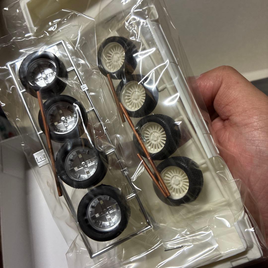 フジミトヨタ マークII 2000 グランデ (GX61) プラモデル