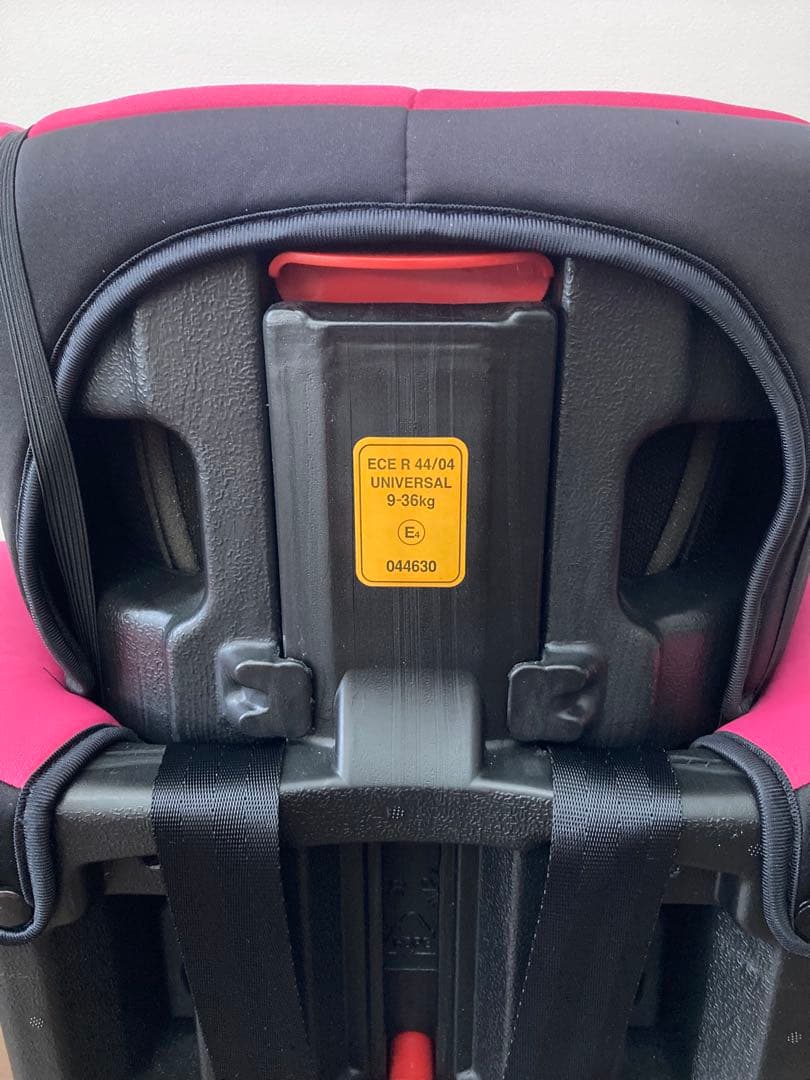 【西松屋限定】ミニーマウス チャイルドシート ピンク 限定モデル 廃盤