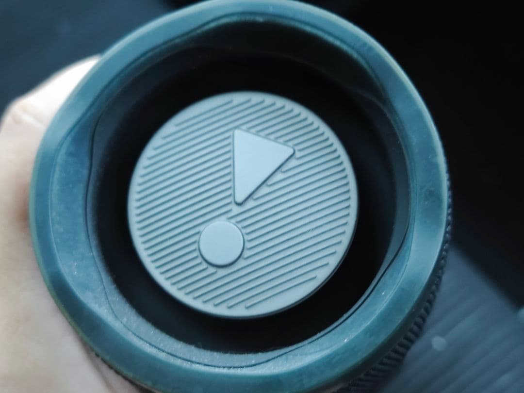 JBL Charge 4 ワイヤレススピーカー ブラック