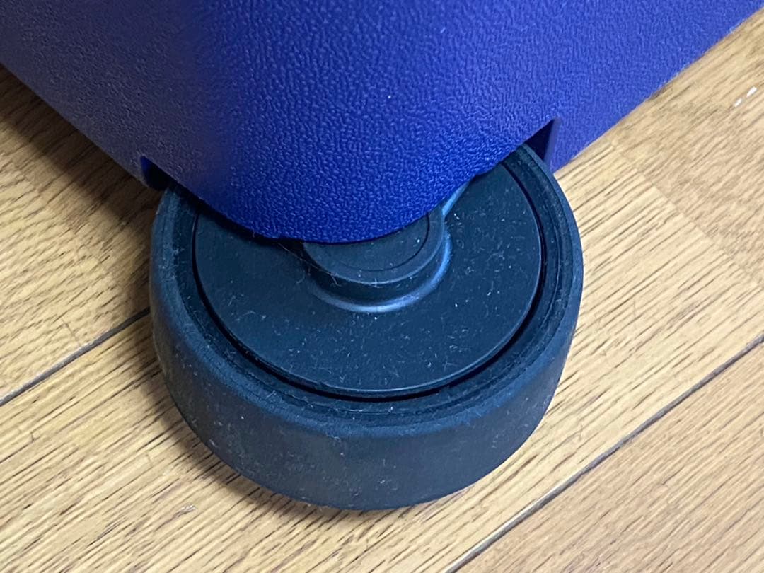 サムソナイト Samsoniteオイスター欧州デザイン