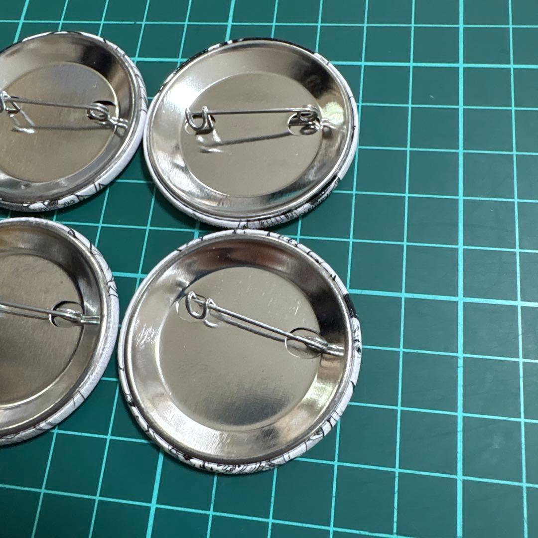 紀伊カンナ 春風のエトランゼ 缶バッジ 4種類