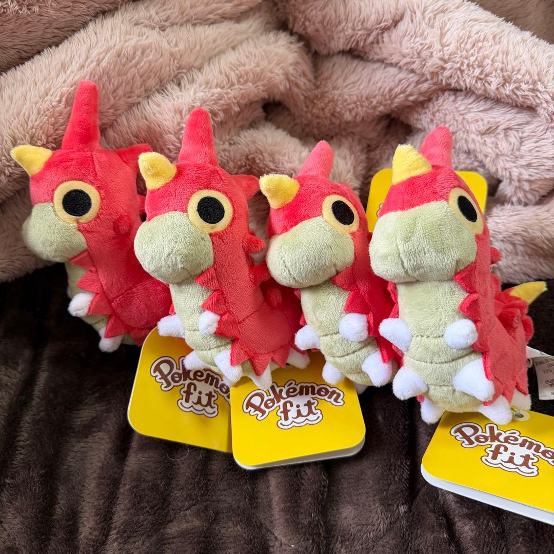 ポケモンセンター　pokemonfit ぬいぐるみ　ポケモンfit ケムッソ4体