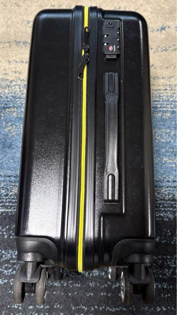 MAN WITH A MISSION マンウィズ スーツケース