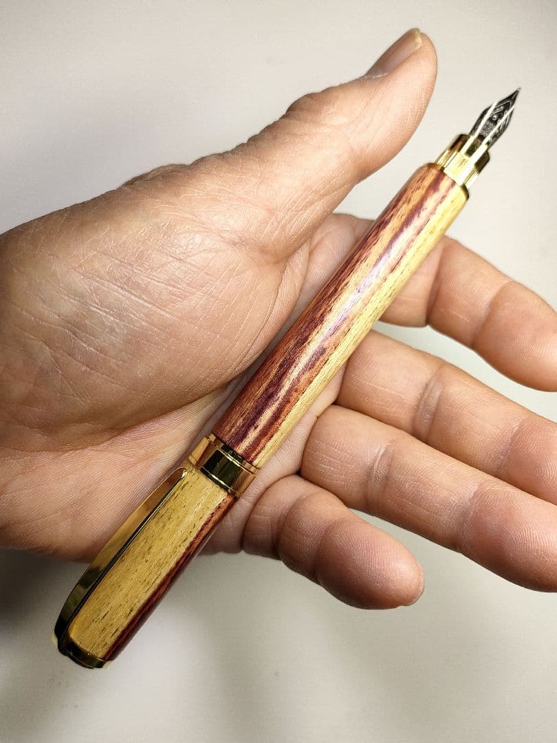 【チューリップウッド（紅白）】グラデュエイト万年筆