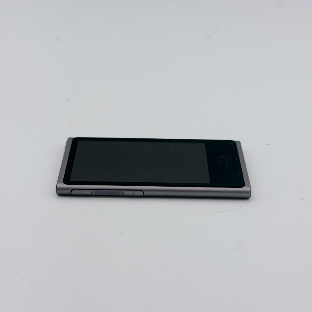 【ほぼ未使用】Apple iPod nano 16GB ME971J/A