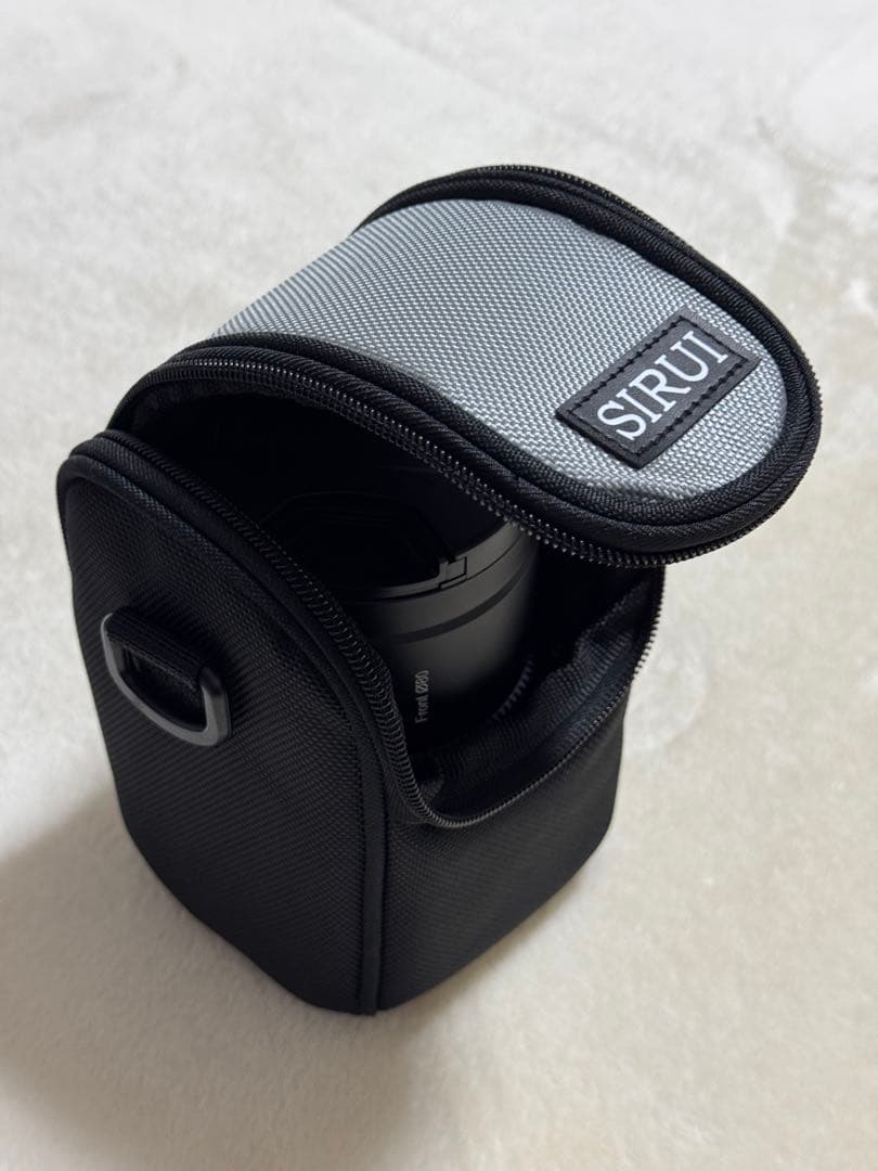 SIRUI 40mm T1.8 AF アナモルフィックレンズ