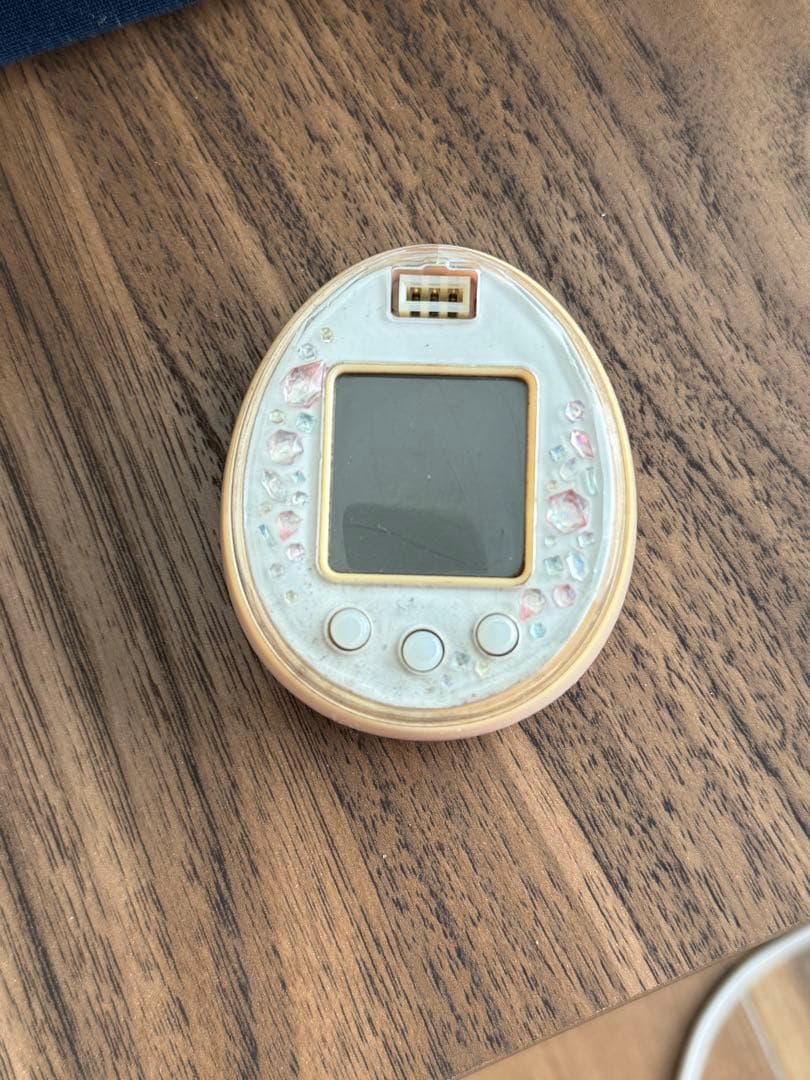 たまごっち ぴーす（Tamagotchi P's） 本体
