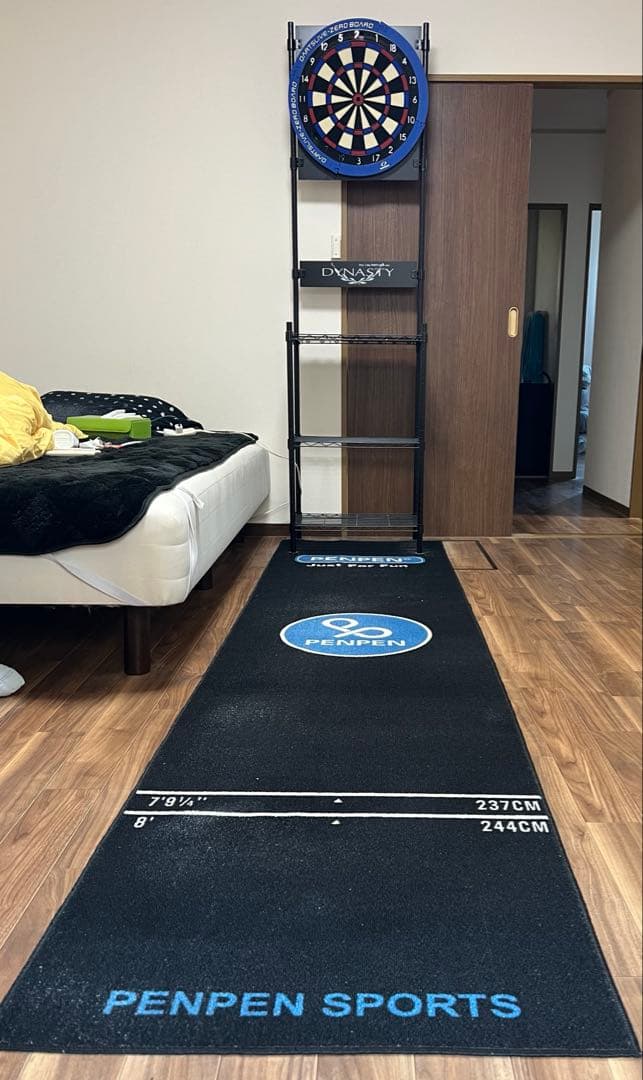 ダーツスタンド、ボード、マットのセット