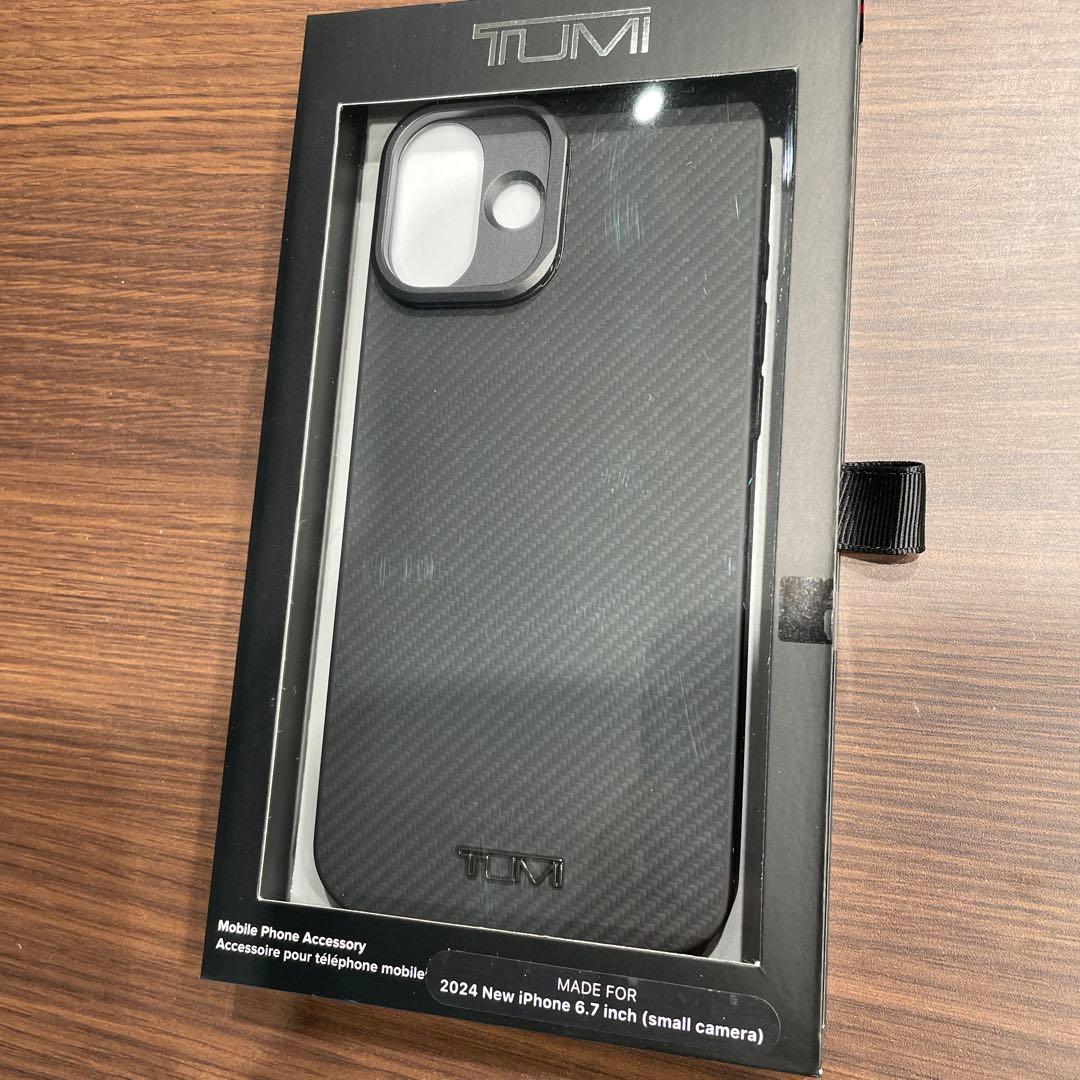 TUMI iPhone16 Plus ウルトラスリムハードケース　残り4つ