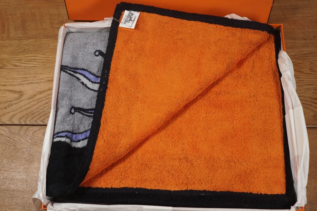 エルメス ビーチタオル ◇ タグ付 箱入 おそらく未使用