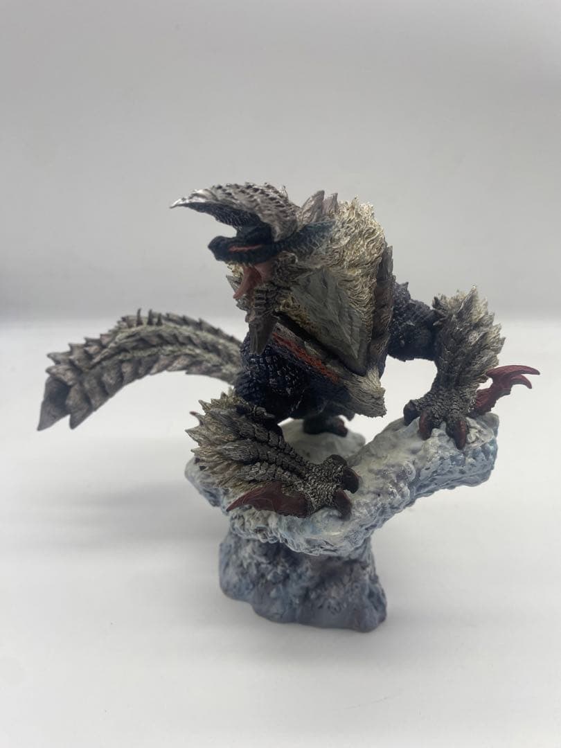 モンハン ジンオウガ亜種 フィギュア クリエイターズモデル モンハン部限定