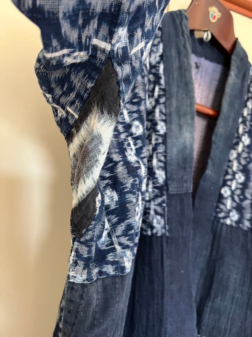 貴重！骨董 手縫い ビンテージ 藍 襤褸 ボロ 絣 刺し子 古布 半纏 はっぴ
