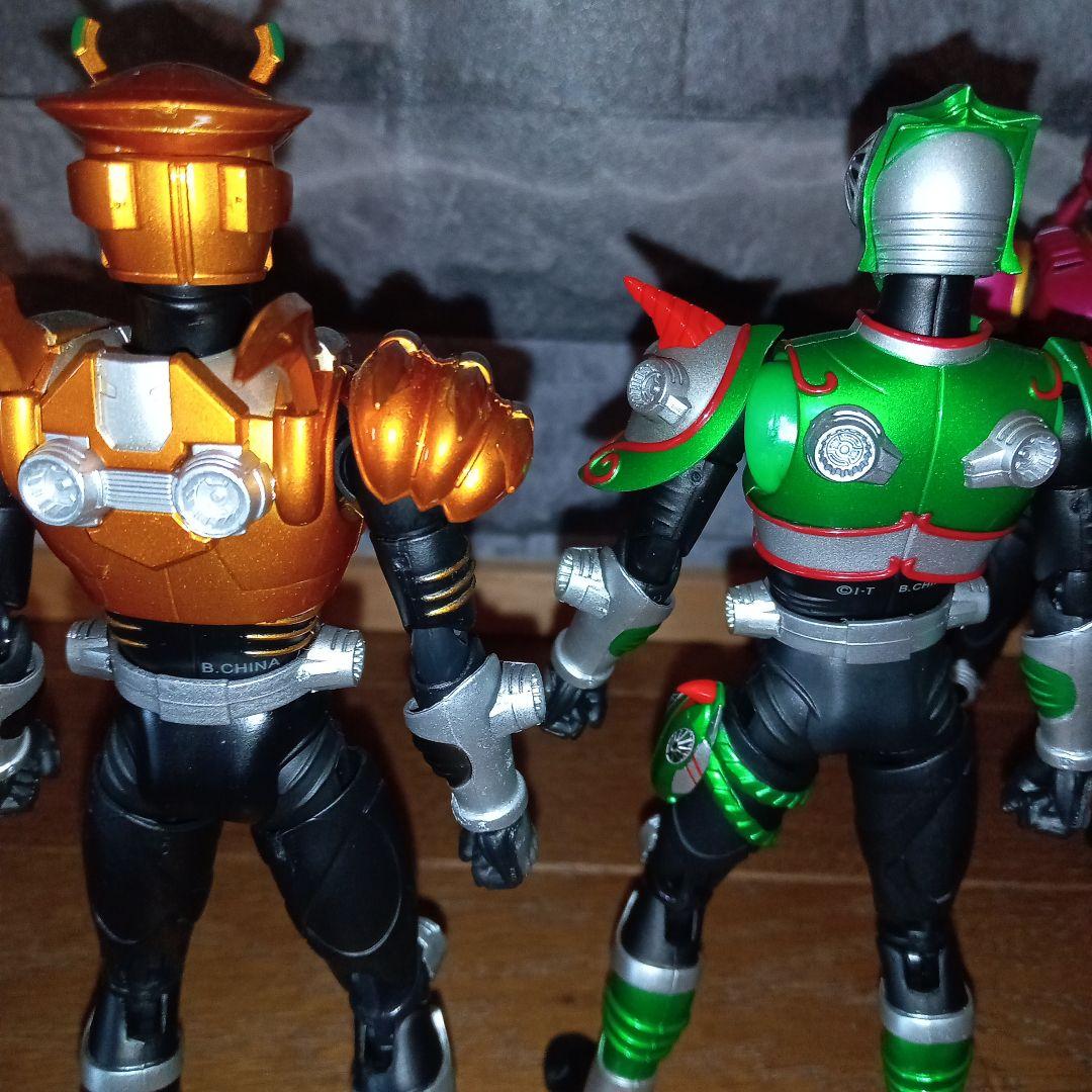 SHF　仮面ライダー龍騎　ライダー 4体セット