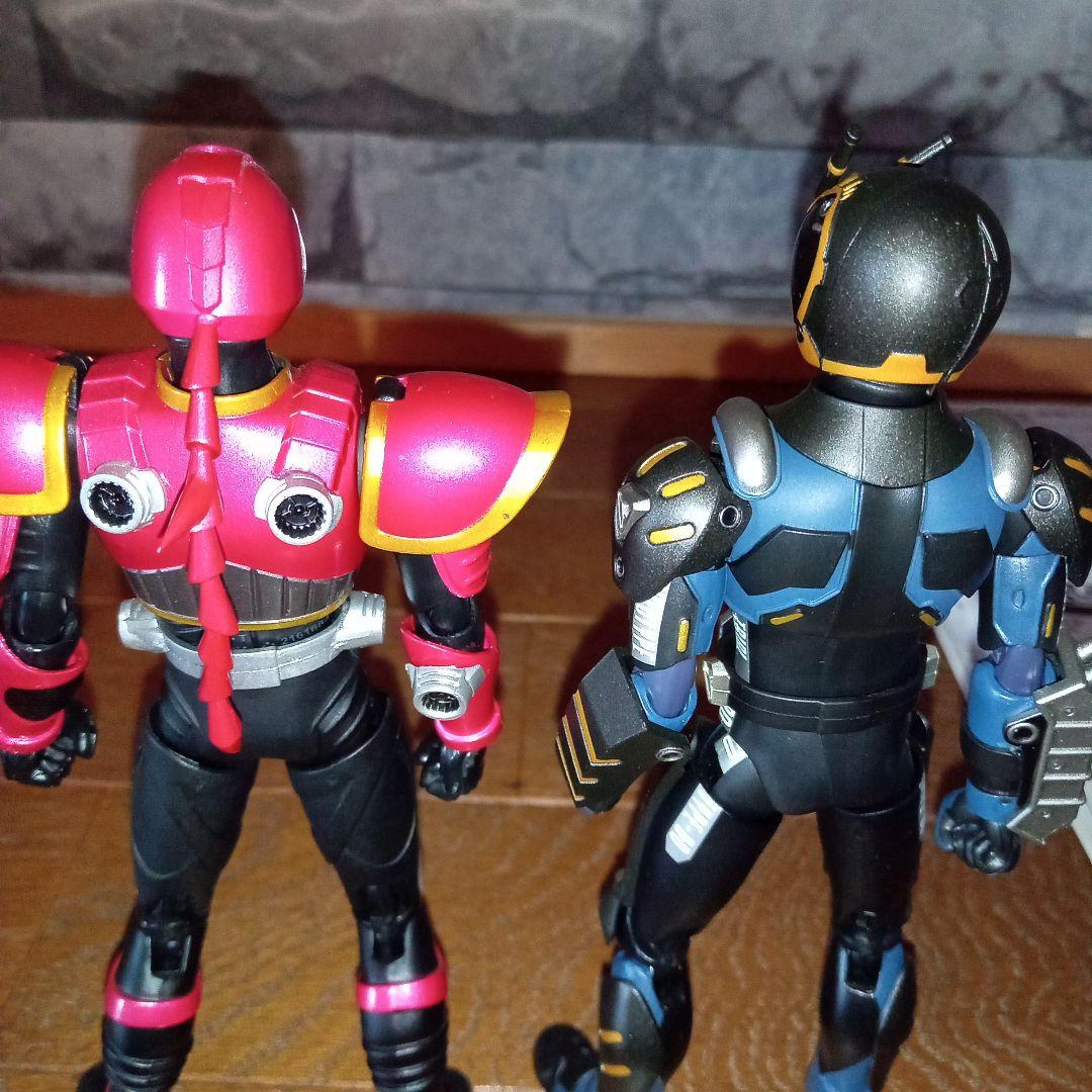 SHF　仮面ライダー龍騎　ライダー 4体セット